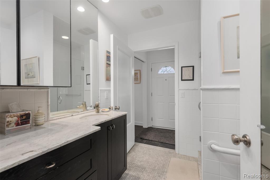 12959 Talbot Lane, Huntington Woods, MI — Photo 29