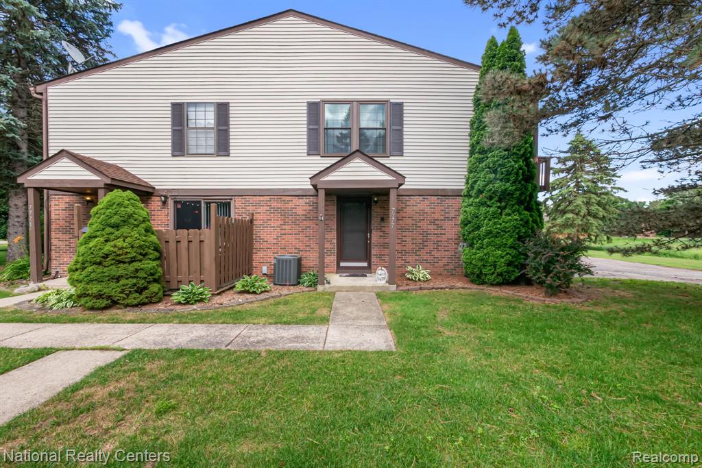 7777 Pontiac Lake Road, Waterford, MI 48327 — front exterior