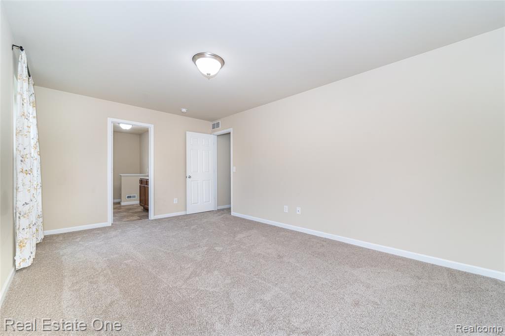 750 Dewars Street, Howell, MI 48843 — Photo 18