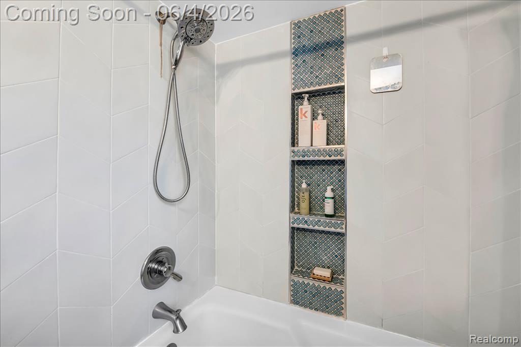 20455 Picadilly Road, Detroit, MI 48221 — Photo 23