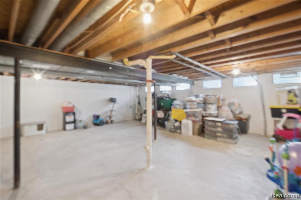 5015 Langlewood Drive, West Bloomfield, MI — Photo 34