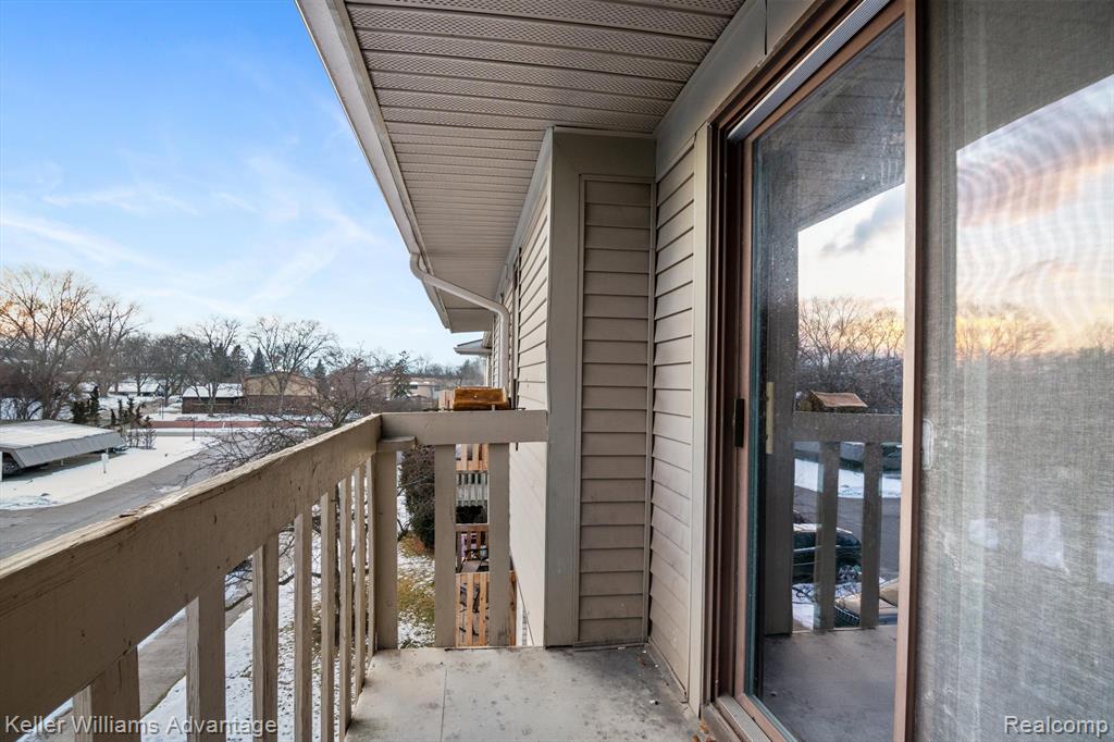 31993 W 12 MILE Road, 313, Farmington Hills, MI 48334 — Photo 26