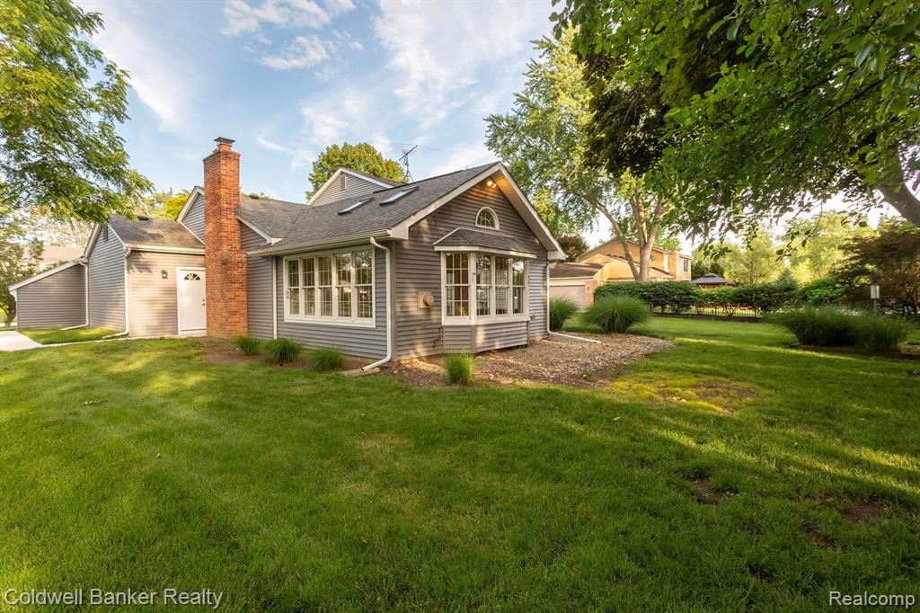 16235 WINCHESTER Drive, Northville, MI 48168 — Photo 48