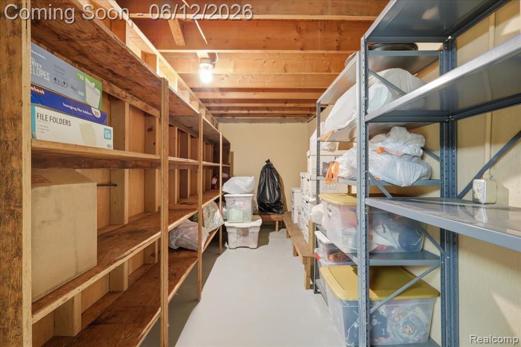 5048 Tree Hill Road, Grand Blanc, MI 48439 — Photo 46