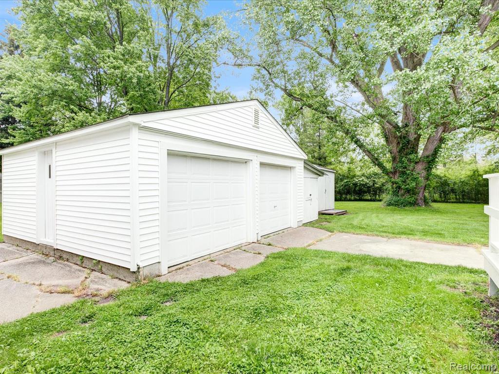 641 Michigan Avenue, Marysville, MI 48040 — Photo 3