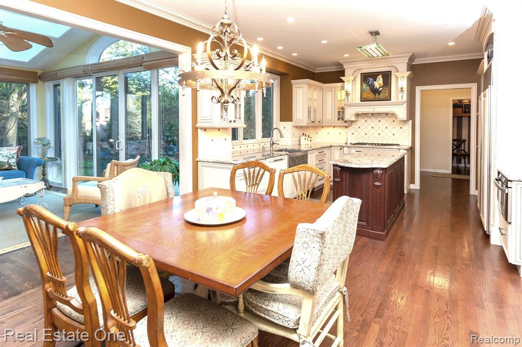 5538 CLEARVIEW Drive, Troy, MI 48098 — Photo 25