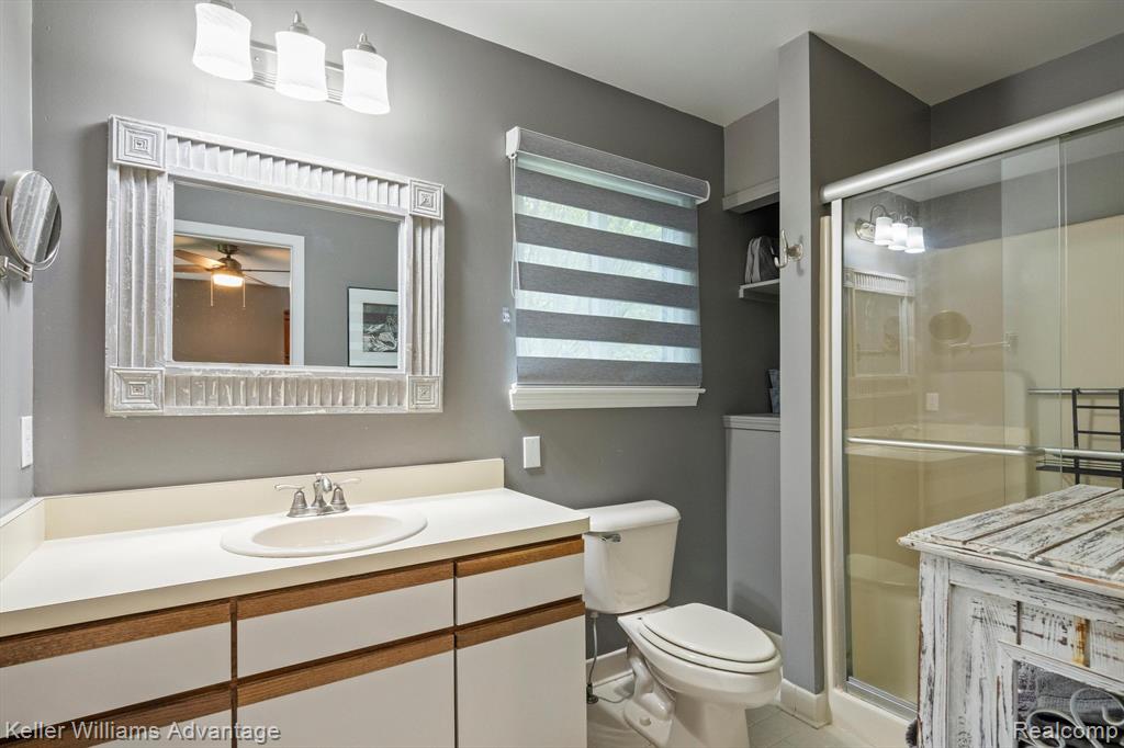 4081 PINESTEAD Drive, Commerce Twp, MI 48390 — Photo 12
