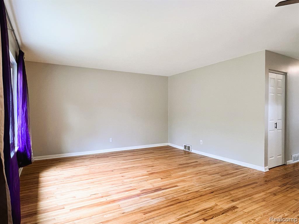 462 PEARSALL Avenue, Pontiac, MI 48341 — Photo 4