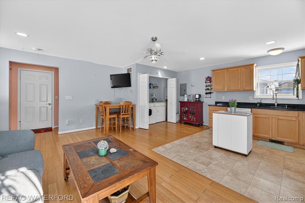 12687 Scott Road, Davisburg, MI 48350 — Photo 40
