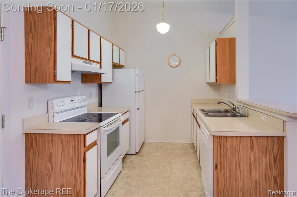 9443 Forestview Circle, Grand Blanc, MI 48439 — Photo 15