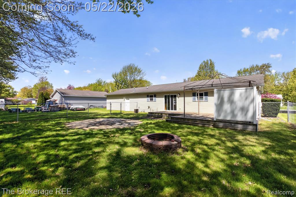 1029 Crestlane Drive, Saginaw, MI 48601 — Photo 33