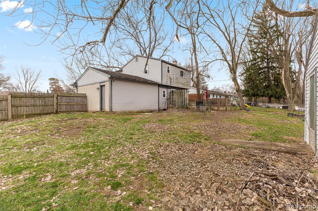 8781 Nottingham Drive, Ypsilanti, MI 48198 — Photo 7