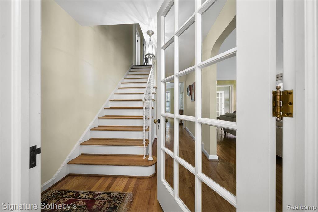 27721 SANTA BARBARA Drive, Lathrup Village, MI 48076 — Photo 15