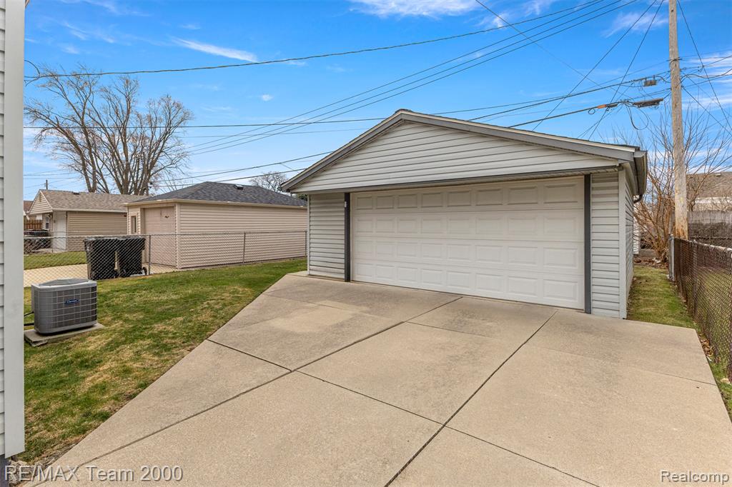 4028 18th Street, Wyandotte, MI 48192 — Photo 38