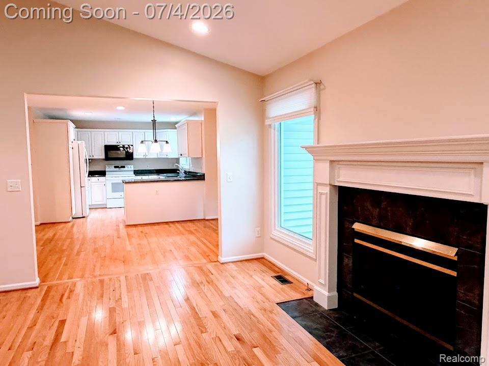 10928 Sunny Ridge Court, Pinckney, MI 48169 — Photo 12