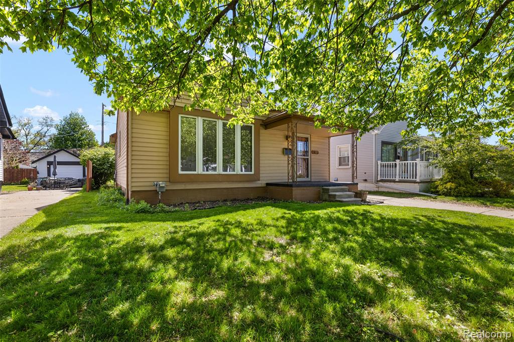 637 S Edgeworth Avenue, Royal Oak, MI 48067 — Photo 51