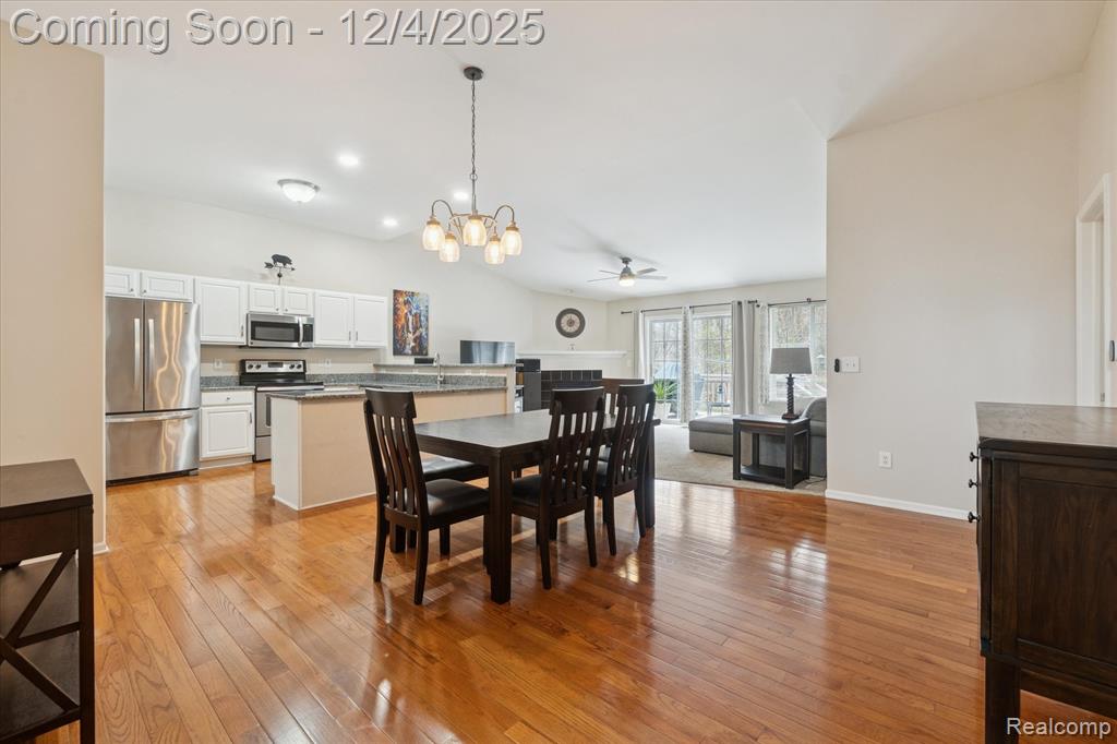 290 Wood Point, Howell, MI 48843 — Photo 8