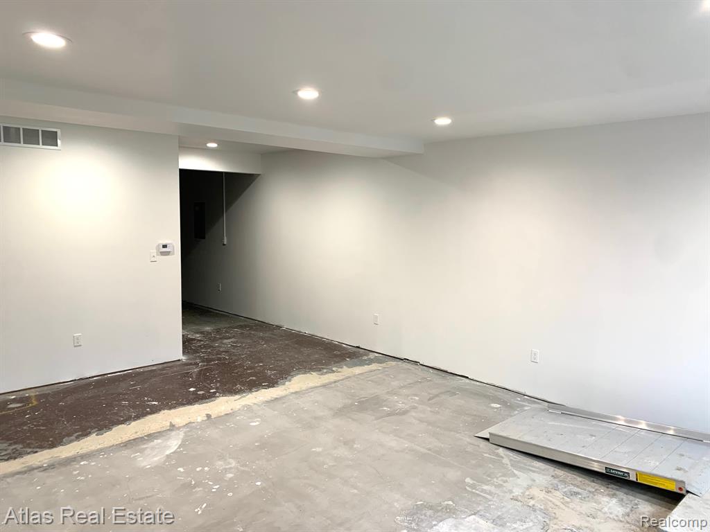 8267 S State Rd. Suite A, Goodrich Vlg, MI — Photo 5