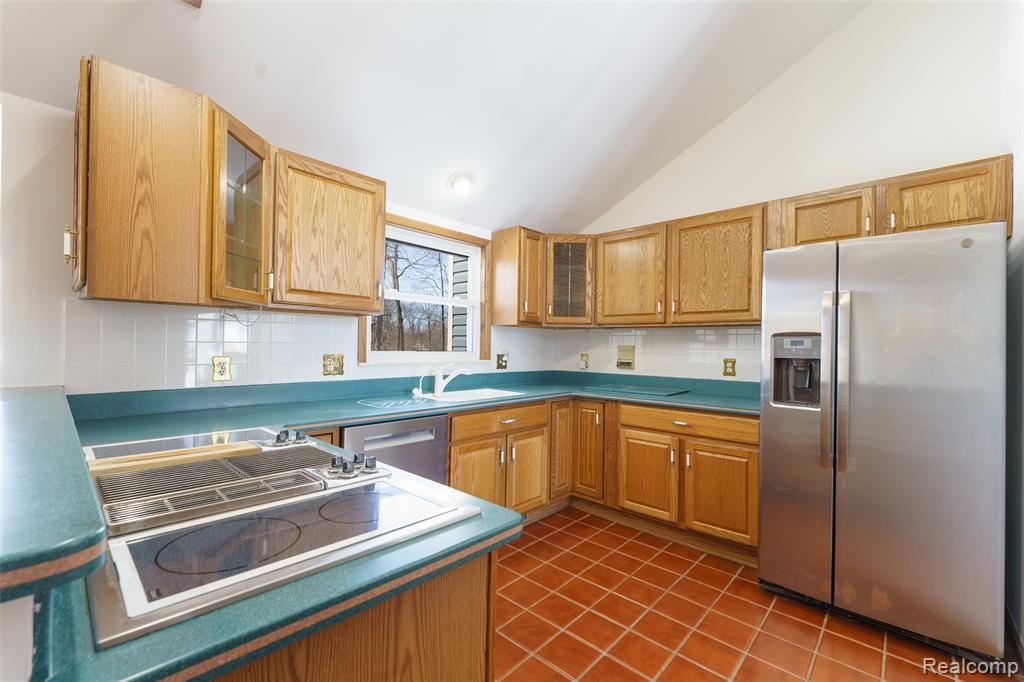 9800 Roberts Road, Gregory, MI 48137 — Photo 35