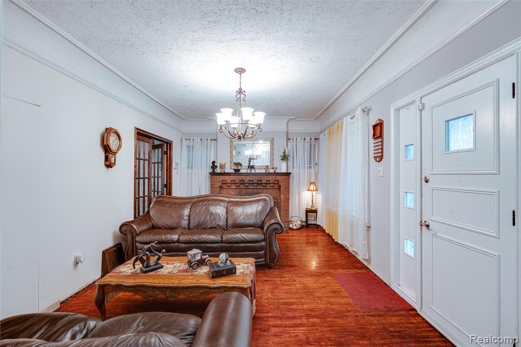 2025 Central Street, Detroit, MI 48209 — Photo 6