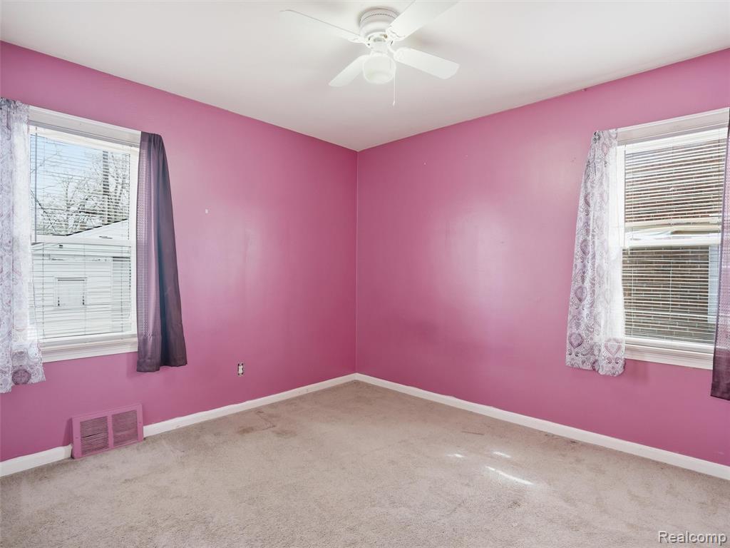 9912 Marion, Redford, MI 48239 — Photo 10