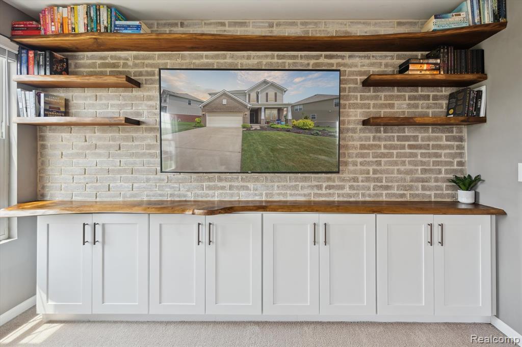 29858 Braeburn, New Hudson, MI 48165 — Photo 17