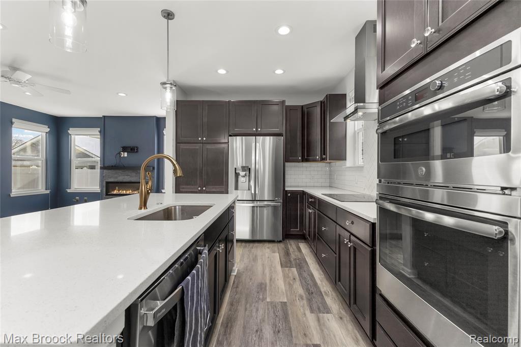 4211 Kent Road, Royal Oak, MI 48073 — Photo 9