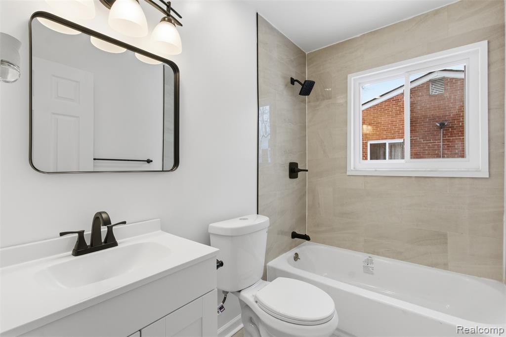 16557 Lenore, Detroit, MI 48219 — Photo 14