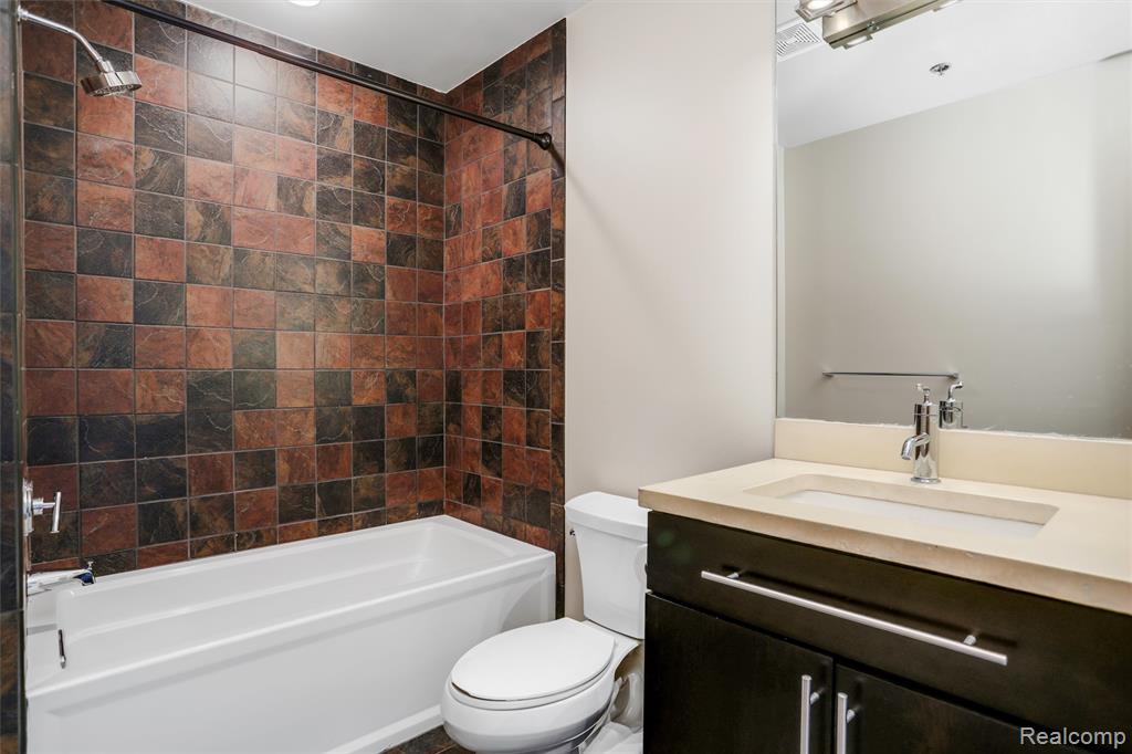 444 W Willis Street, Detroit, MI 48201 — Photo 13