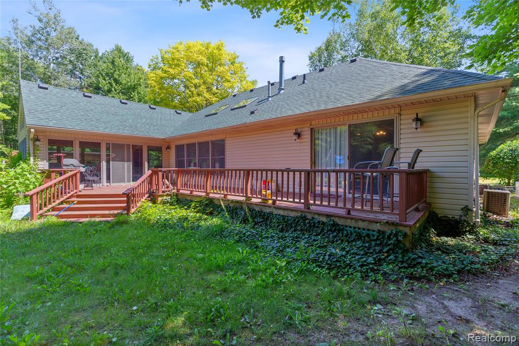 680 S Bartlett Road, St. Clair, MI 48079 — Photo 39