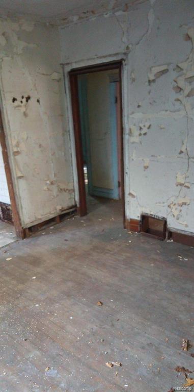 6023 COOPER Street, Detroit, MI 48213 — Photo 5