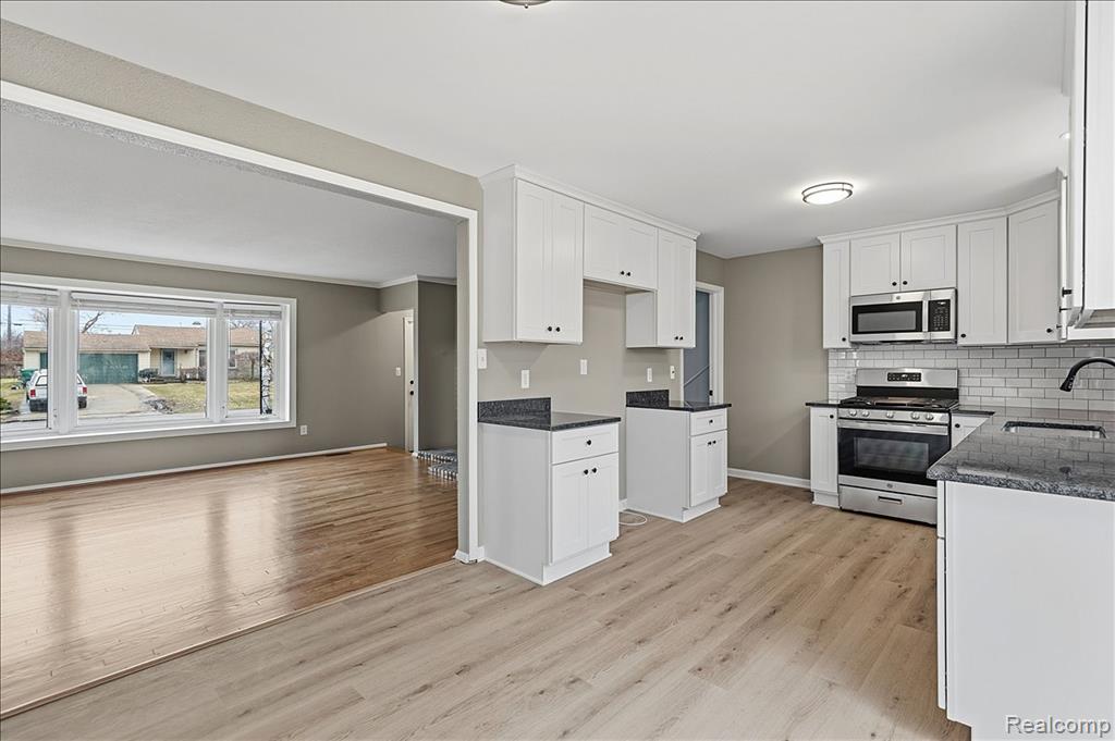 2160 Phillips Road, Auburn Hills, MI 48326 — Photo 8