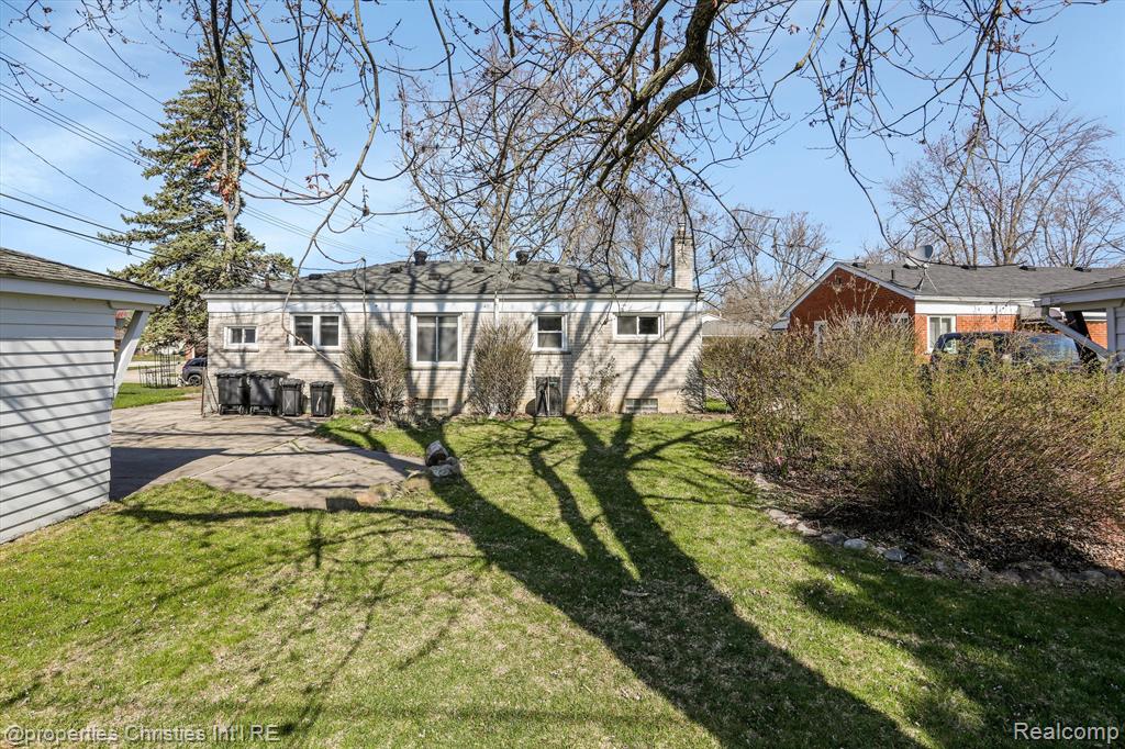 9030 TEXAS Street, Livonia, MI 48150 — Photo 22