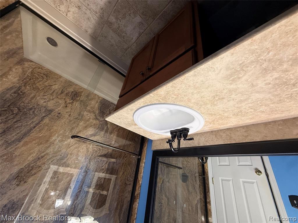 6109 Orchard Lake Road, West Bloomfield, MI — Photo 16