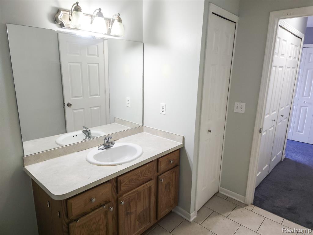 17177 Higdon Drive, Brownstown, MI 48193 — Photo 13