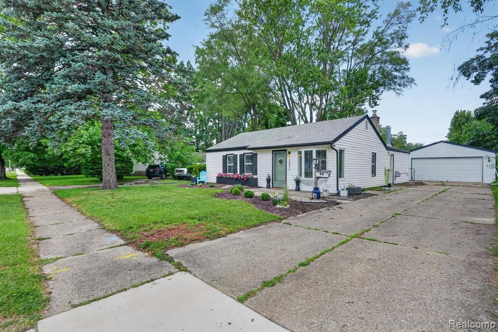 32326 Florence Street, Garden City, MI — Photo 5