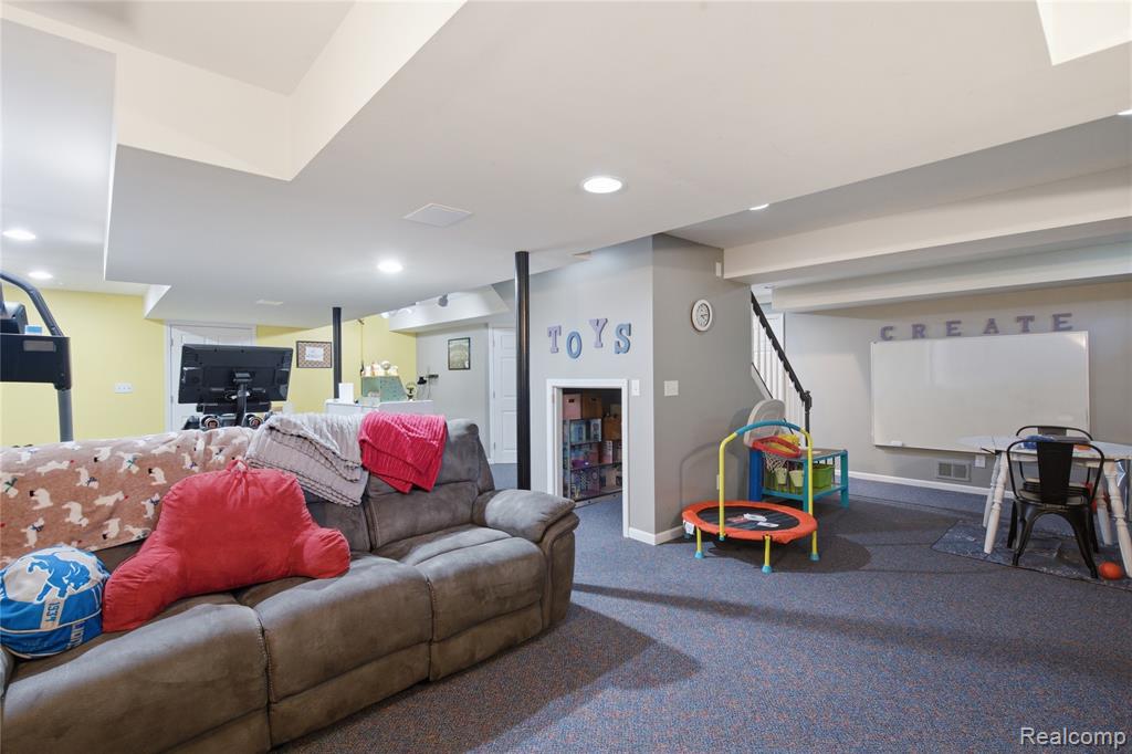 1817 Deer View Court, Howell, MI 48843 — Photo 61