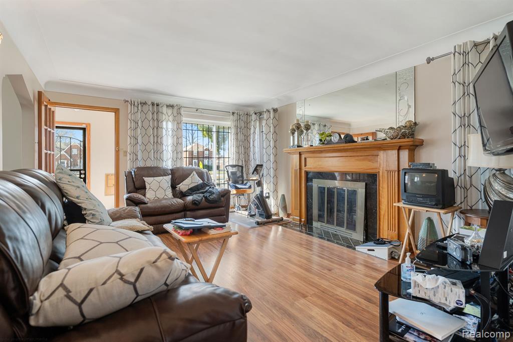 4279 E OUTER Drive, Detroit, MI 48234 — Photo 12