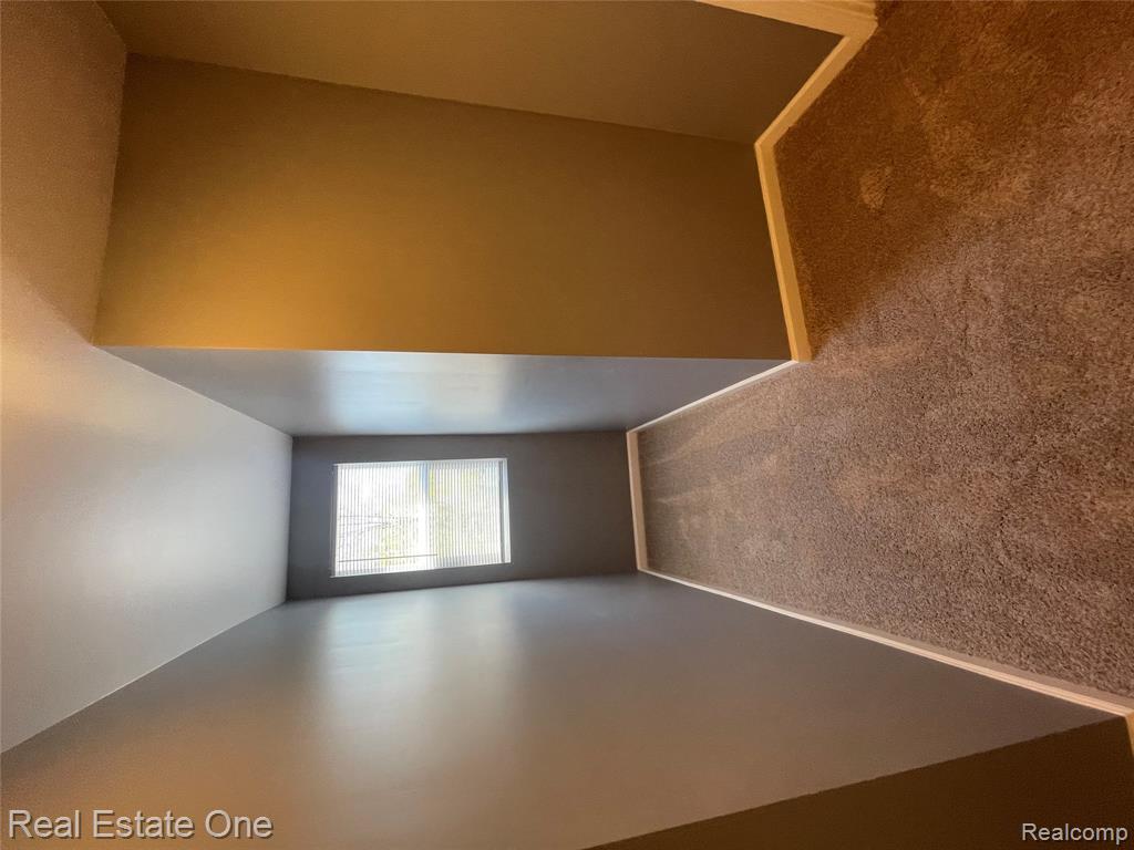 18475 Hazelwood Street, Roseville, MI 48066 — Photo 21