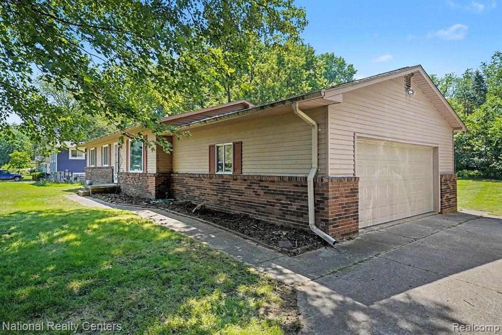 1800 Kingston Drive, Pinckney, MI 48169 — Photo 6