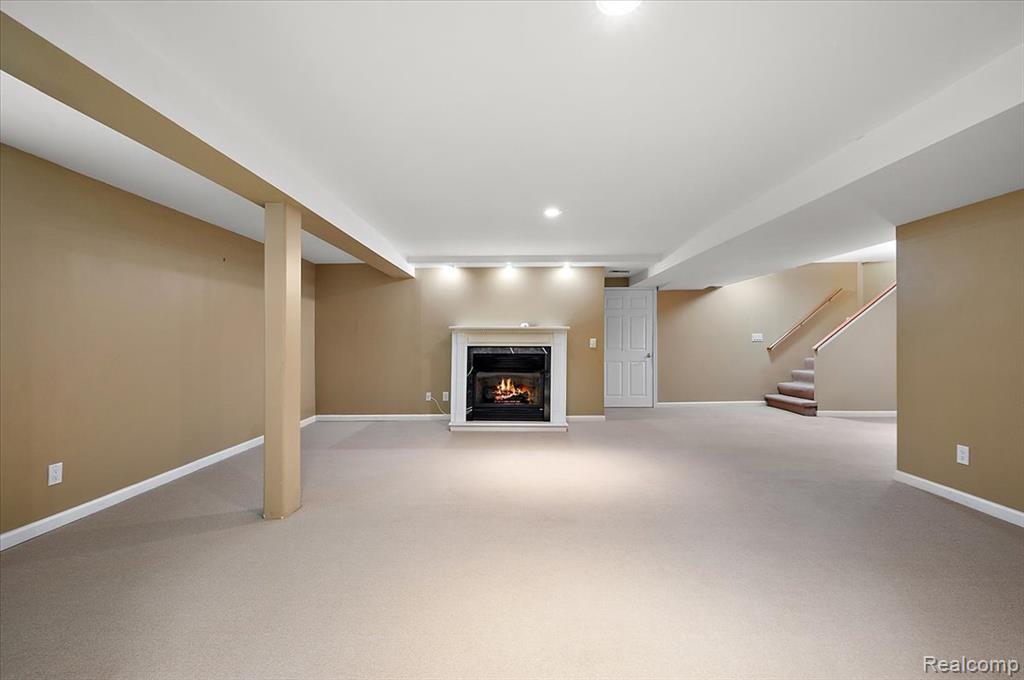 6952 Granger Drive, Troy, MI 48098 — Photo 37