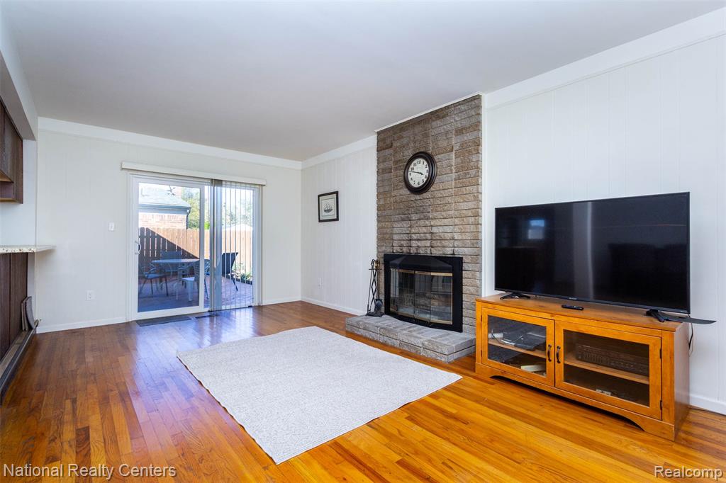 511 S Bryar Street, Westland, MI 48186 — Photo 11