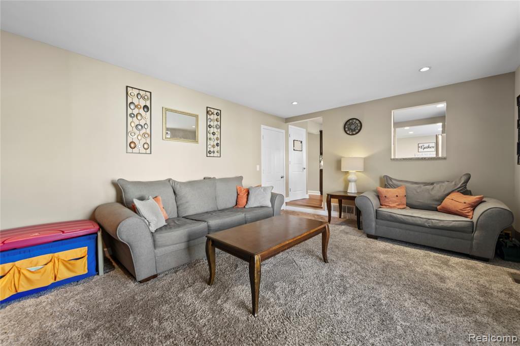 22303 Knollwood Drive, Flat Rock, MI 48134 — Photo 14