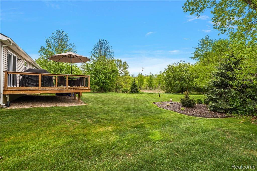 7611 Peninsula, Waterford, MI 48327 — Photo 41