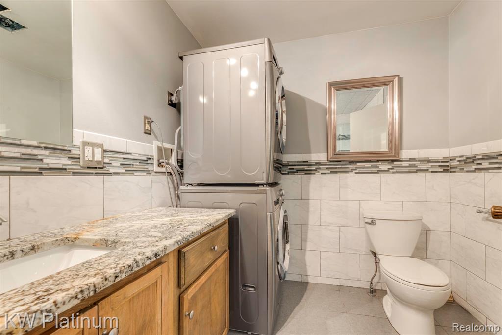 4415 Krafft Road, Fort Gratiot, MI 48059 — Photo 15