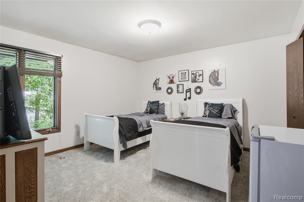 6608 Red Cedar Lane, West Bloomfield, MI 48324 — Photo 26