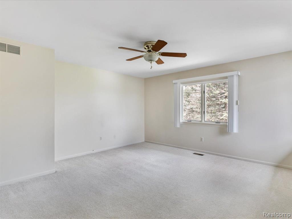 3744 RIVERVIEW TERRACE N, East China, MI — Photo 34