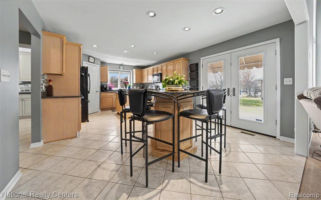 56175 Saint Andrews Drive, Macomb, MI 48042 — Photo 12