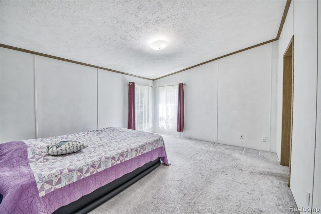 917 E HOADLEY Street, MI 49802 — Photo 31