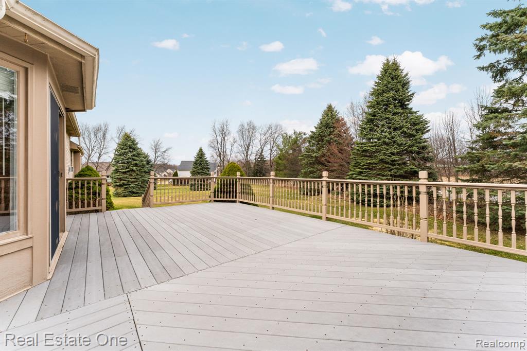 9305 Rotondo Drive, Howell, MI 48855 — Photo 50
